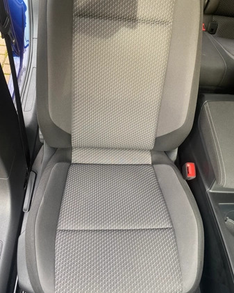Volkswagen Passat cena 73900 przebieg: 99600, rok produkcji 2019 z Warszawa małe 596